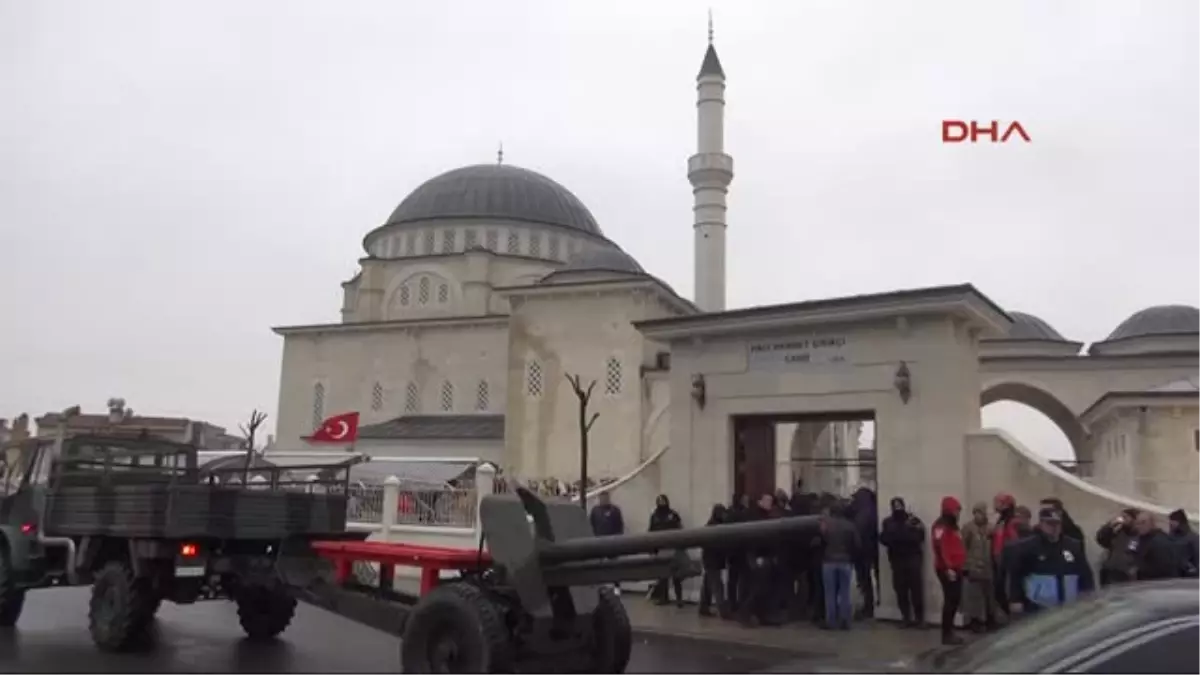Çorlu Suriye Sehidi Acar\'a Anne Vedası: Güle Güle Meleğim, Canım Oğlum