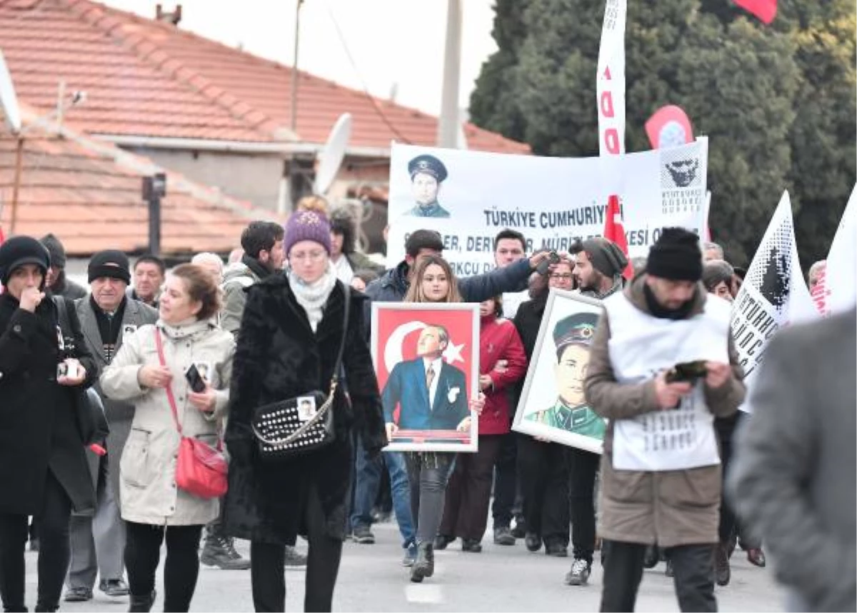 Devrim Şehidi Kubilay Bu Yıl Menemen\'de İki Törenle Anıldı