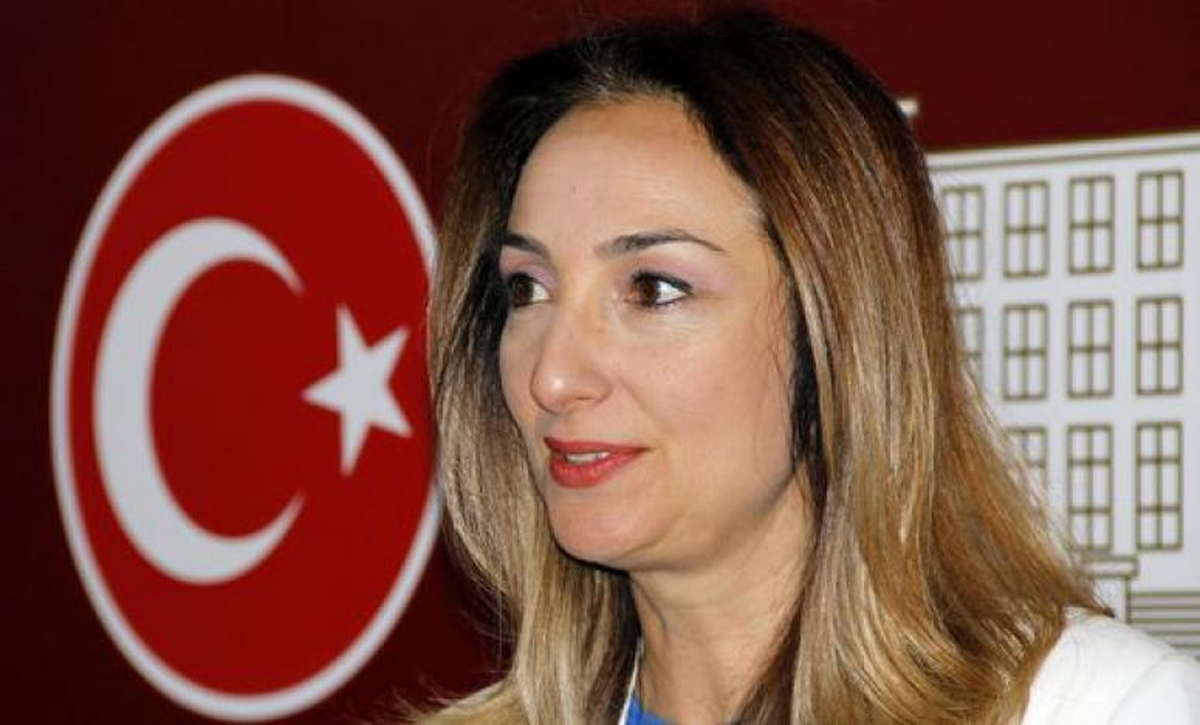 Dha Ankara - Aylin Nazlıaka\'dan Başbakan\'a \'Atatürk Anıtı\' Sorusu