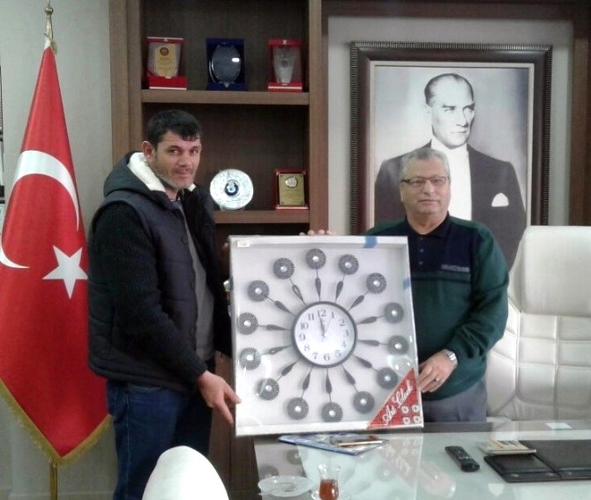 Didim 75 Gençlik\'ten Yenilenen Didim Ekk\'ya Nazeket Ziyareti