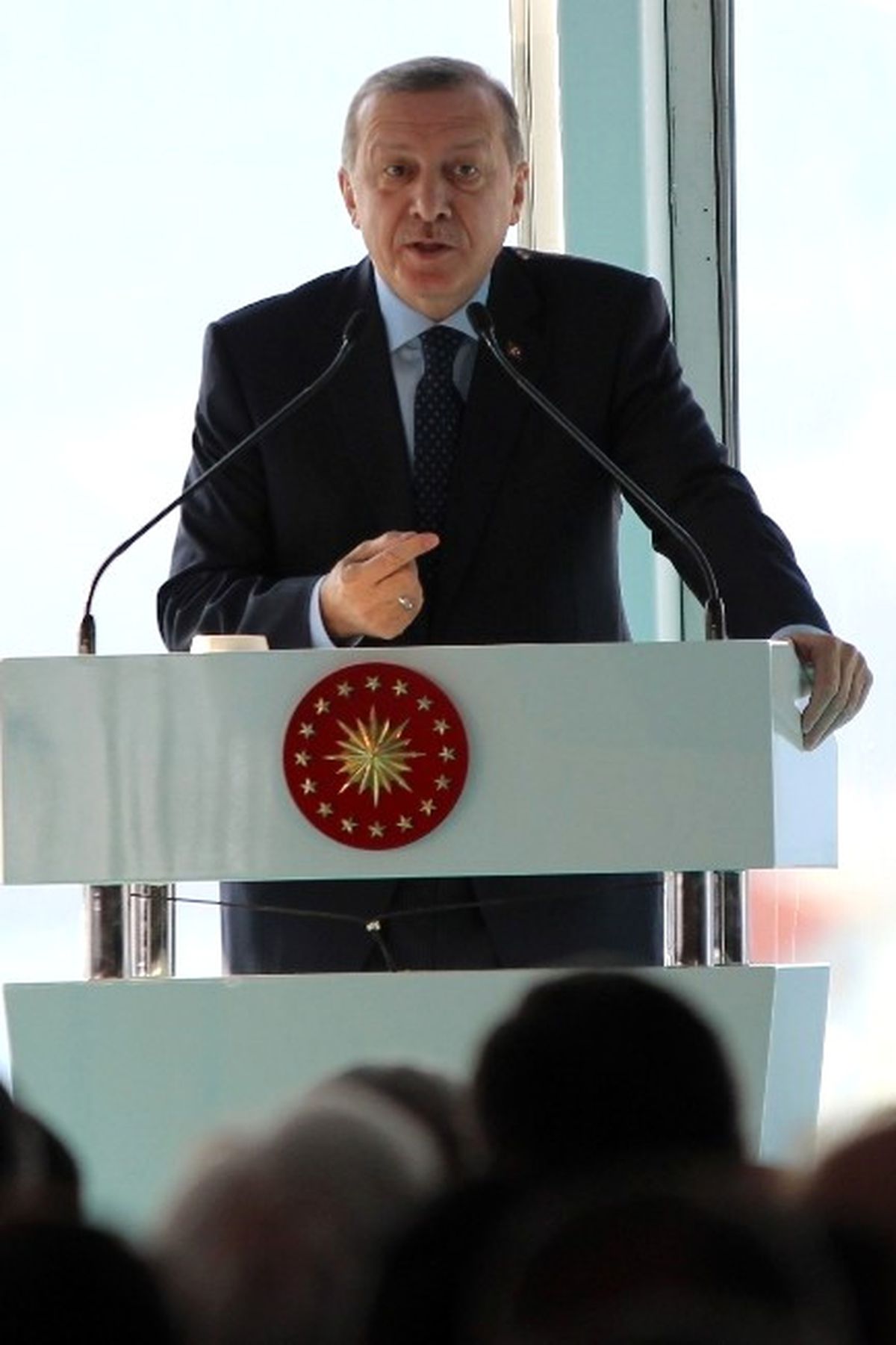 El Bab Hallolmak Üzere"
