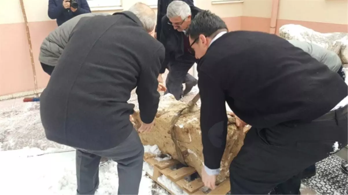 Ereğli\'de \'Sunak Taşı\' Ele Geçirildi