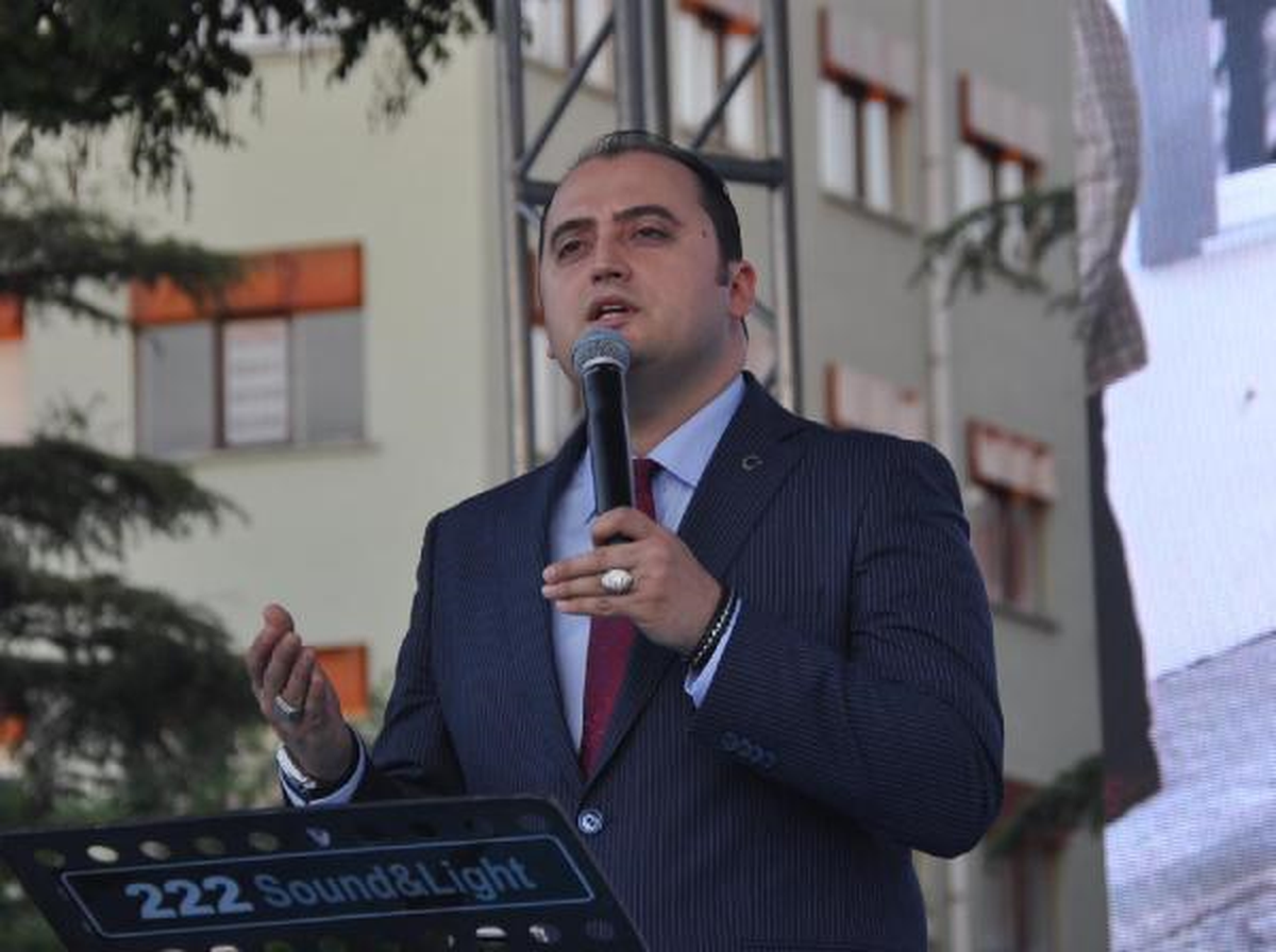 Fetö\'den Açığa Alınan \'O Ses Türkiye\' Yarı Finalisti Valilikte Memurluk Görevine İade Edildi