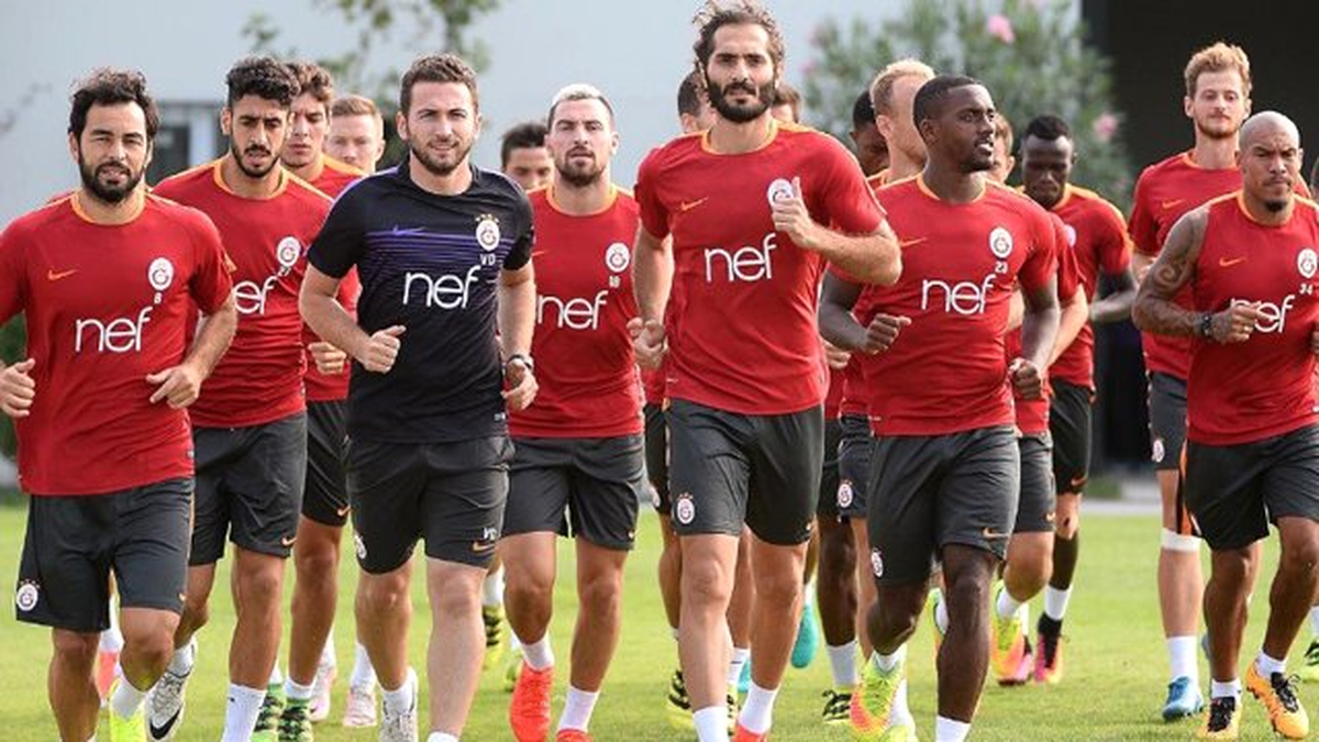 Galatasaray\'da Aytemiz Alanyaspor Maçı Hazırlıkları Sürüyor
