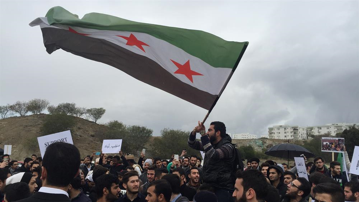 Halep\'te Sivillere Yönelik Saldırılar KKTC\'de Protesto Edildi
