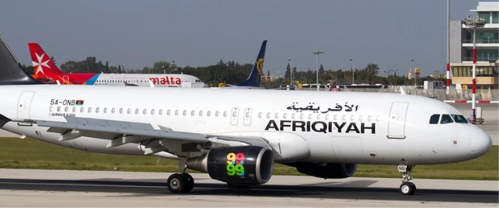 Kaçırılan Libya Uçağından 25 Kişi Serbest Bırakıldı