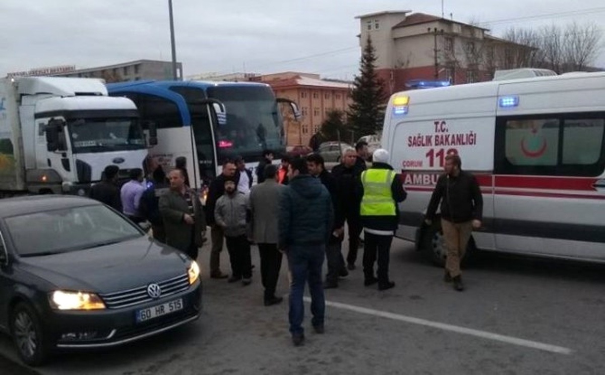 Kamyonun Çarptığı Öğrenci Ağır Yaralandı