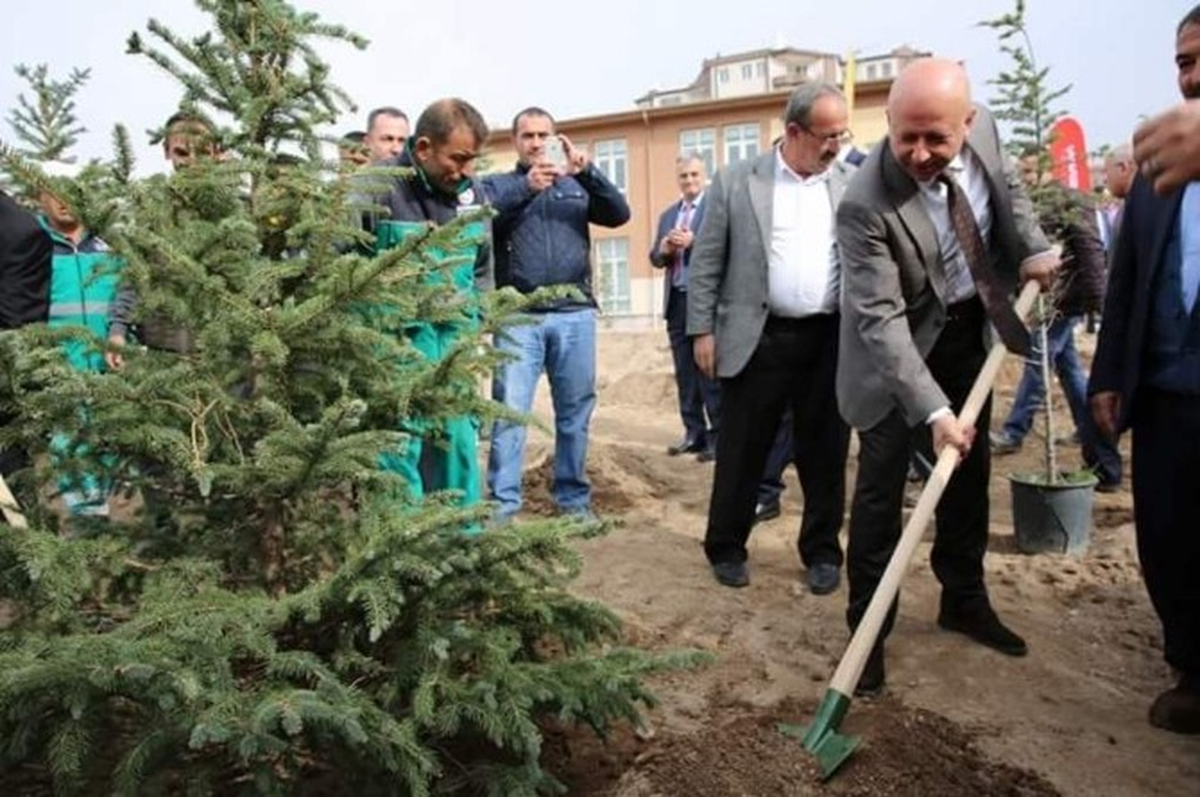 Kocasinan\'da Park Seferberliği Devam Ediyor