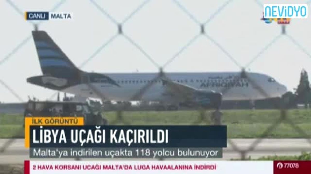 Libya Uçağı Kaçırıldı! İlk Görüntüler...