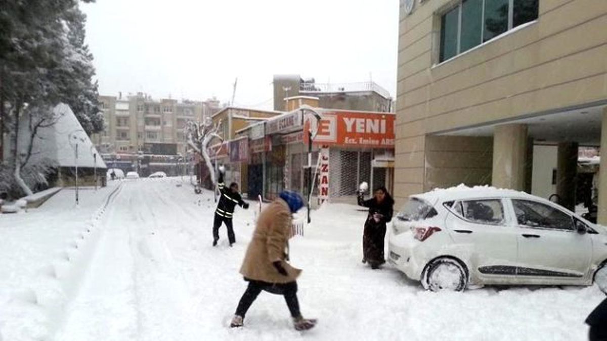 Mersin Mut\'ta Okullar Tatil Edildi Mi?