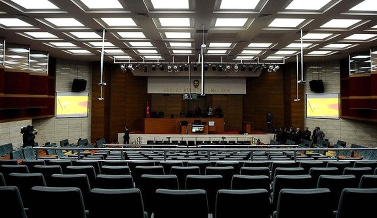 PKK Üyelerine Dağıttığı Silahları Kayıt Altına Almış