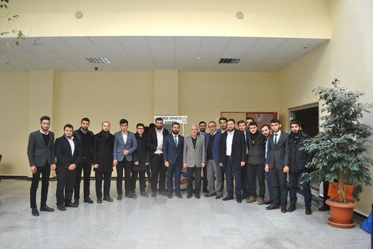 Prof.dr. Ebubekir Sofuoğlu \'Ortadoğu ve Ümmetin Dirilişi\' Konulu Konferans Verdi