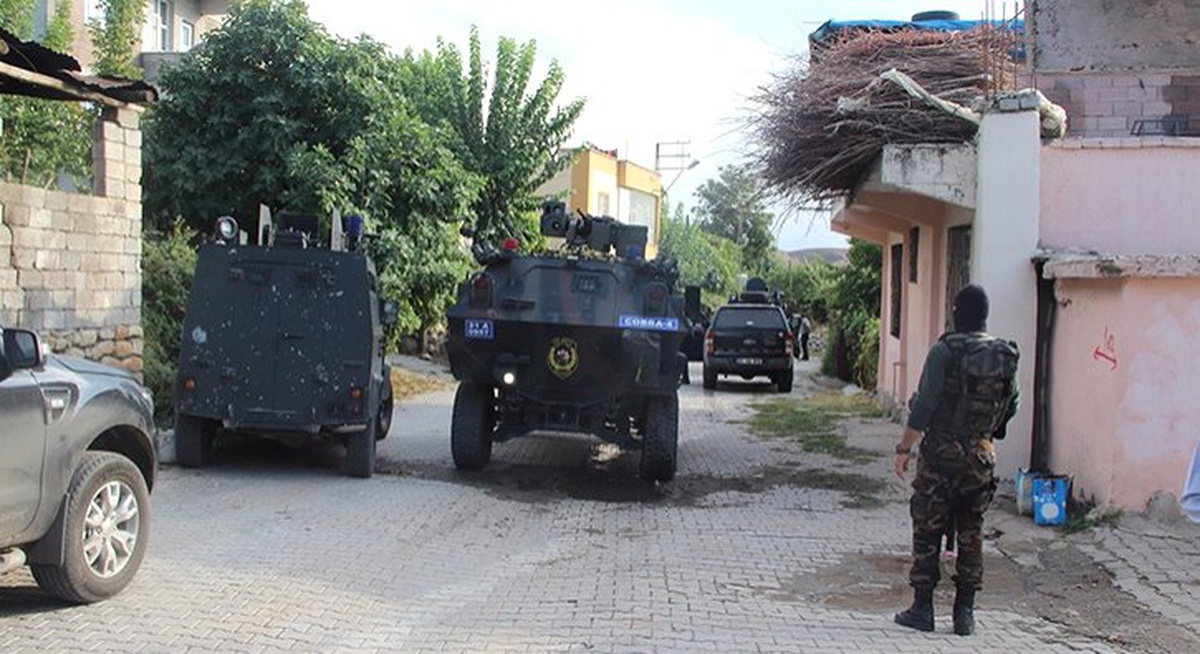 Siirt\'te "Geçici Özel Güvenlik Bölgesi" Uygulaması