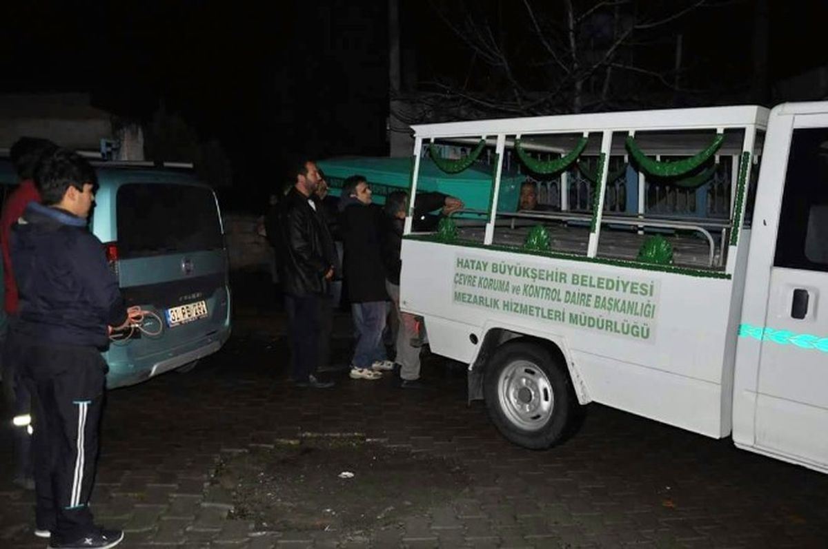 Yaşlı Çift Sobadan Zehirlenerek Öldü