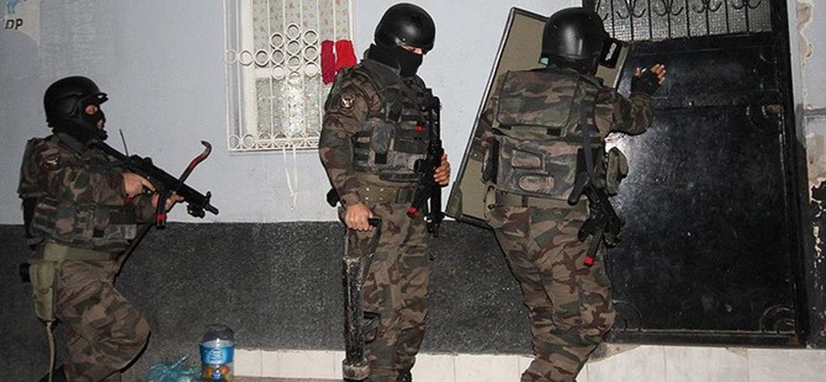 3 İlde İnsan Kaçakçılarına Operasyon