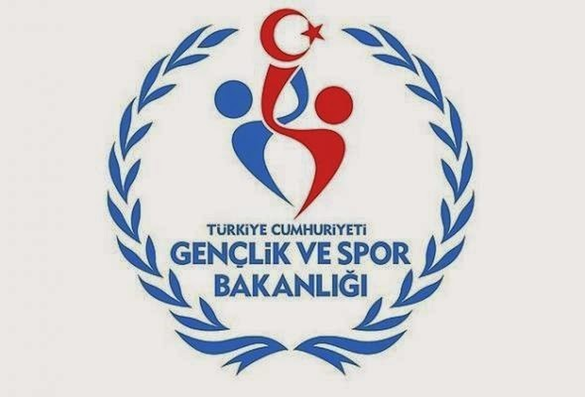 Adnan Menderes Stadının Zemini Sezon Sonunda Yeniliyor
