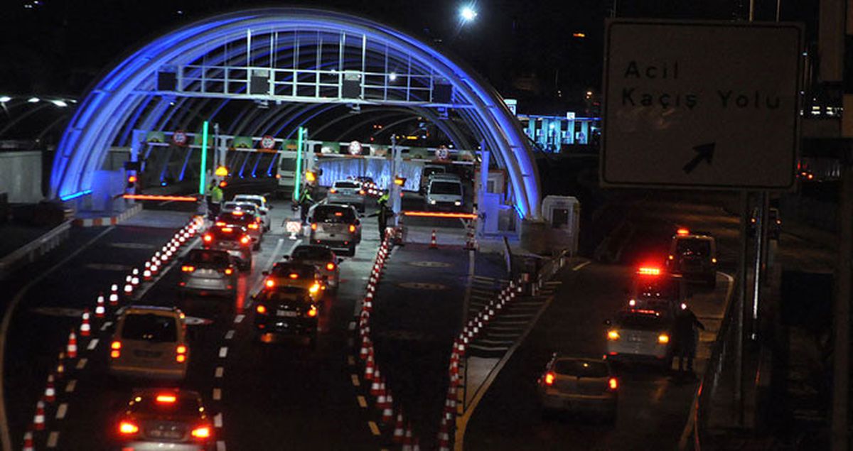 Bakan Arslan: Avrasya Tüneli\'nde Selfie Çekip Trafiği Tehlikeye Sokuyorlar