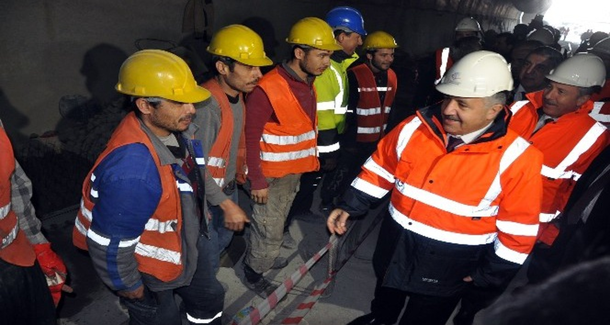 Bakan Arslan Sabuncubeli Tüneli\'ni İnceledi (3)