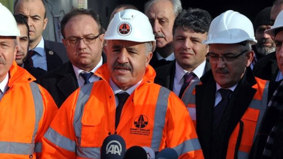 Bakan Arslan, Yht Güzergahı Tartışmalarına Nokta Koydu