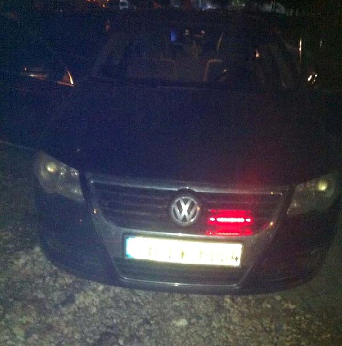 Çakar Lambalı Otomobilde 5 Bin 600 Paket Kaçak Sigara Ele Geçti