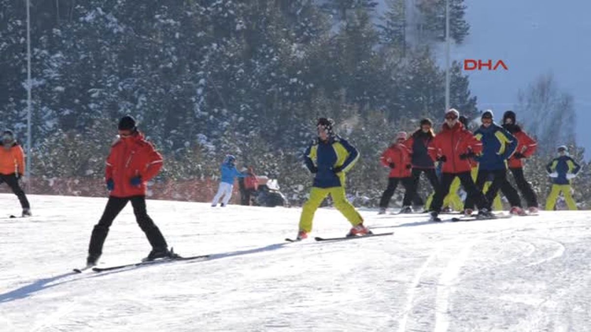 Erzurum Kayakta Liseli Kızlara Pozitif Ayrımcılık
