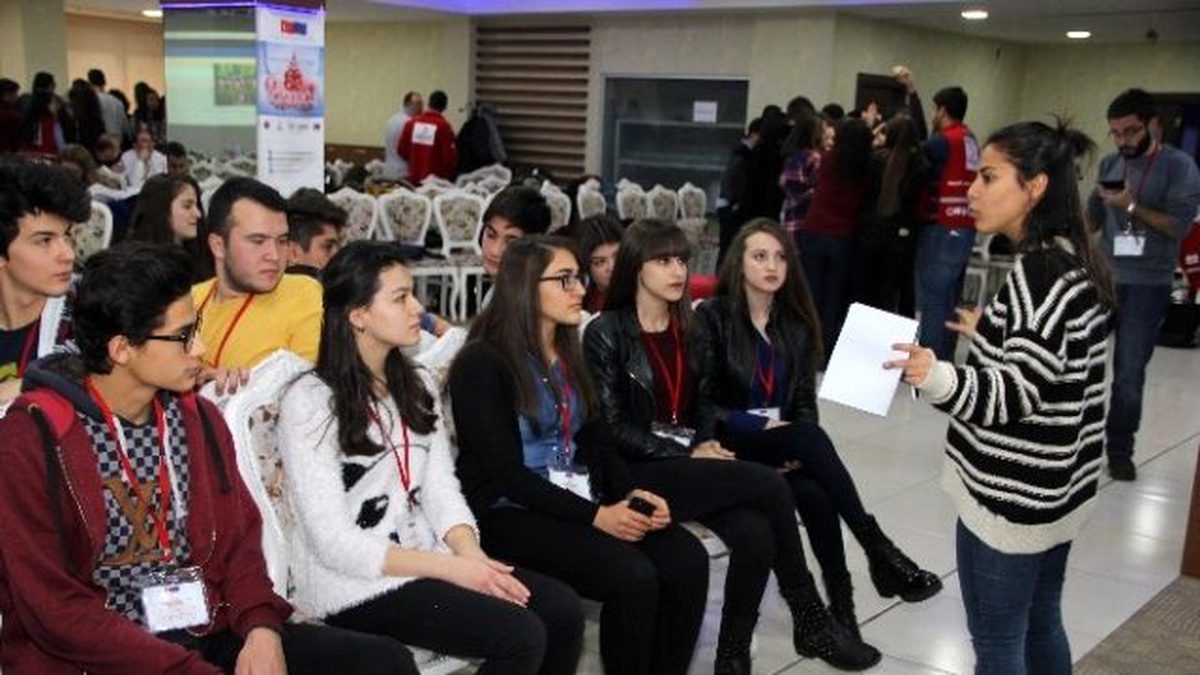 Eskişehir\'de \'Geleceğin Donörleri Fikir Kampı\' Gerçekleştirildi