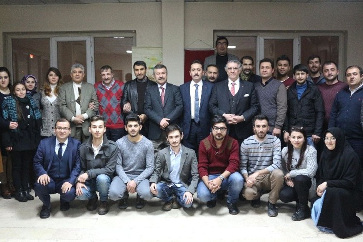 Güneş Vakfı\'nda "Orta Asya\'dan Anadolu\'ya Oğuz Boylarının Taşıdıkları İzler" Konferansı