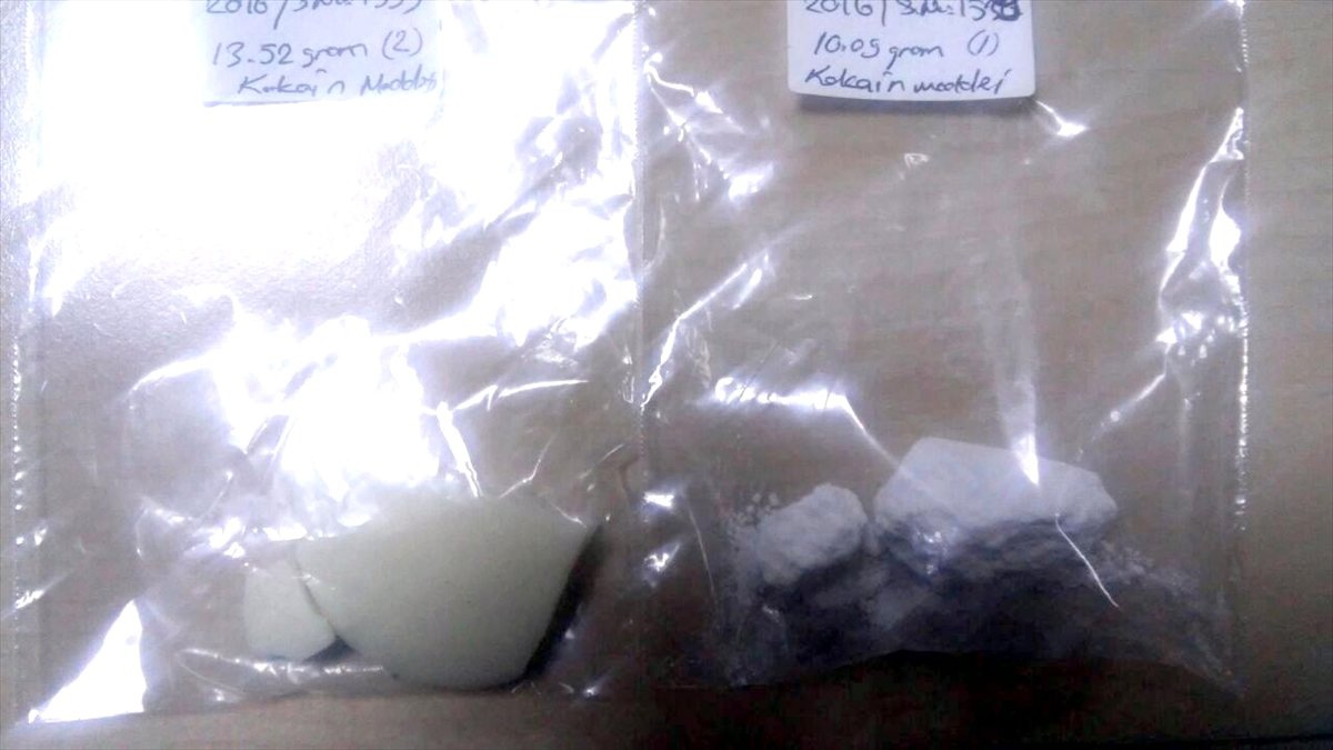 İç Çamaşırında Uyuşturucu Saklayan Zanlı Gözaltına Alındı