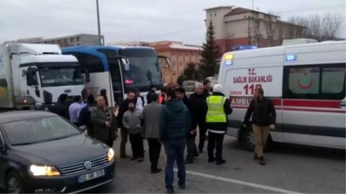 Kamyonun Çarptığı Lise Öğrencisi Kurtarılamadı