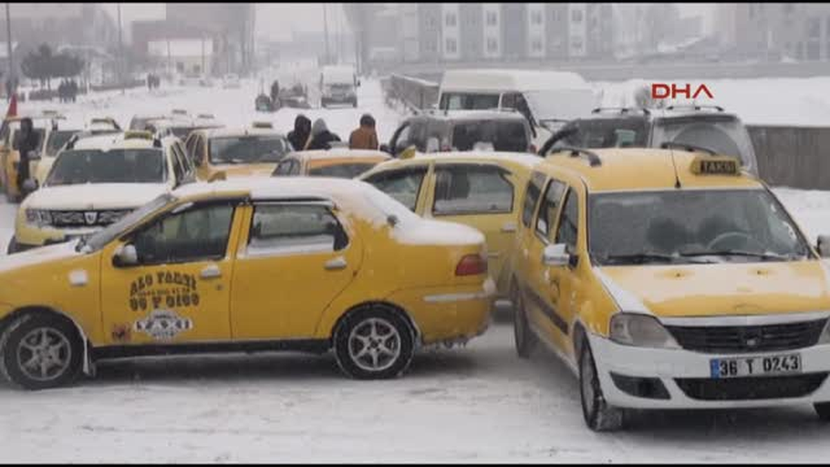 Kars Taksicilerden Teröre Karşı Konvoy