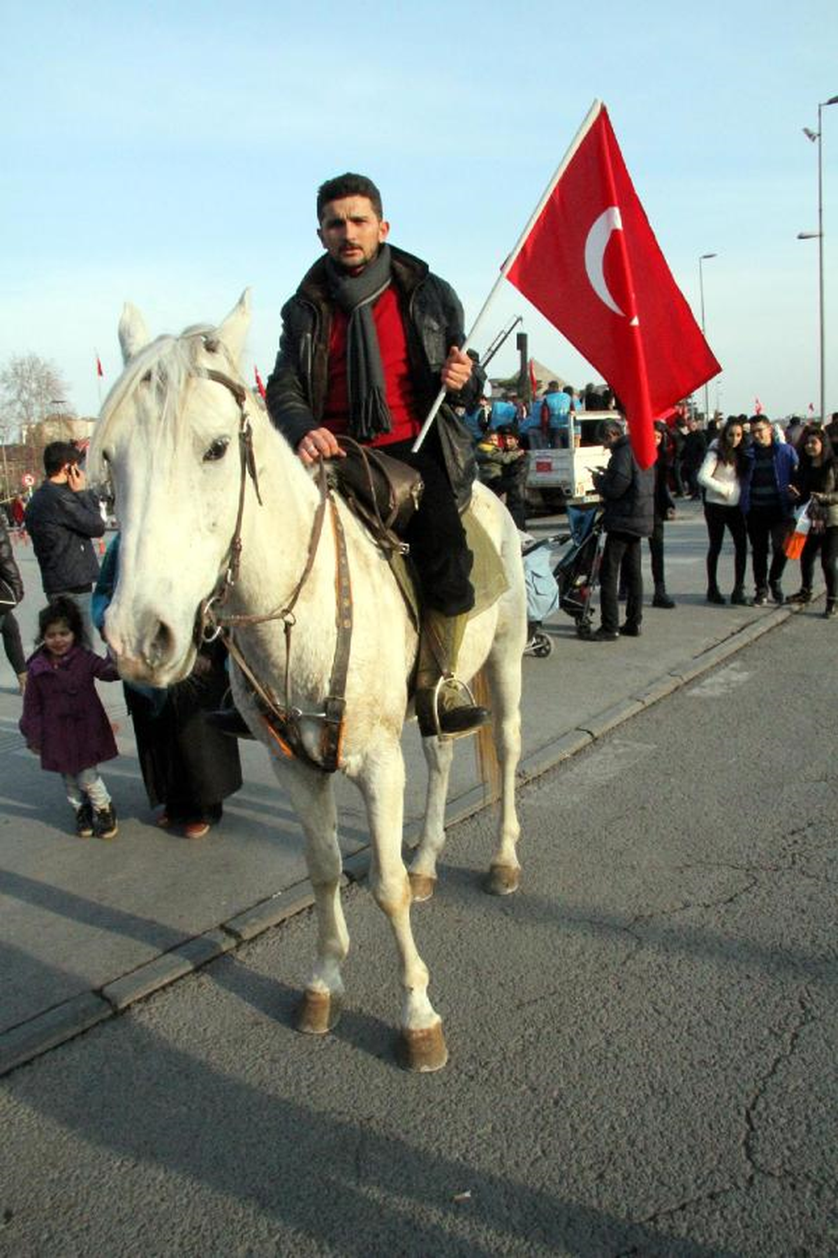 Kayseri\'de \'Şehide ve Bayrağa Saygı\' Yürüyüşüne 70 Bin Kişi Katıldı