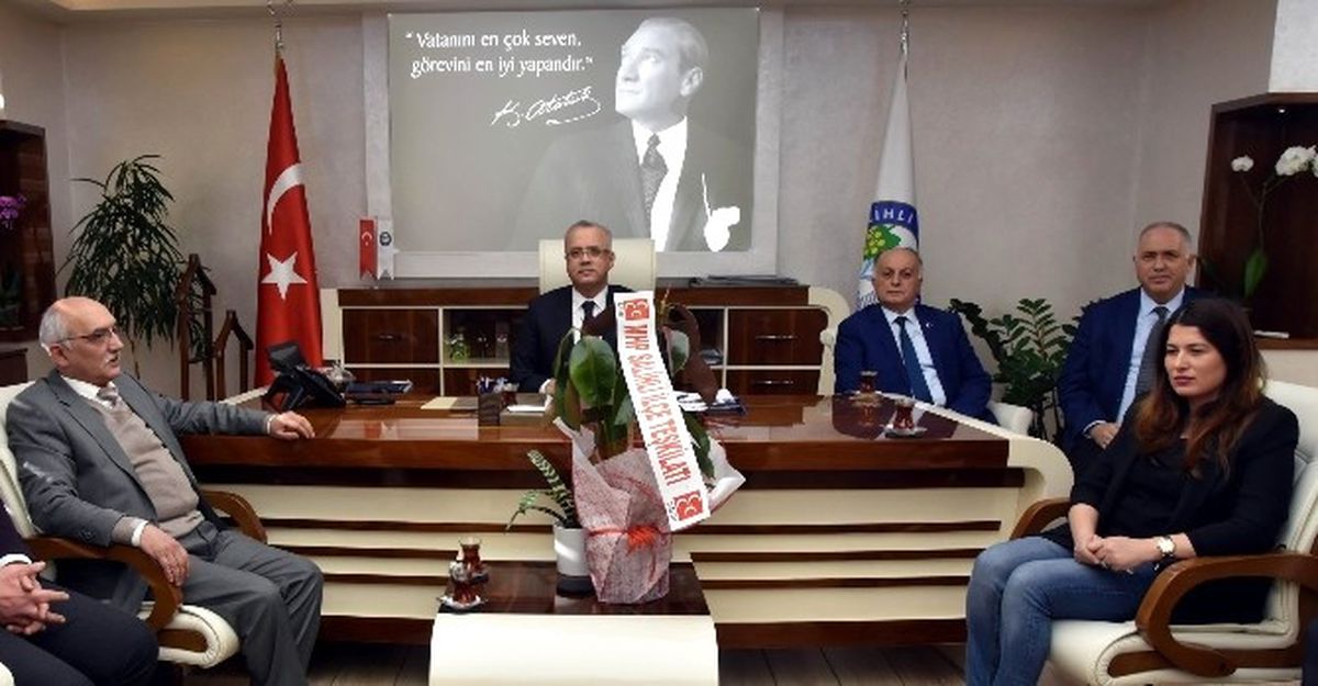 MHP Yönetiminden Başkan Kayda\'ya Ziyaret