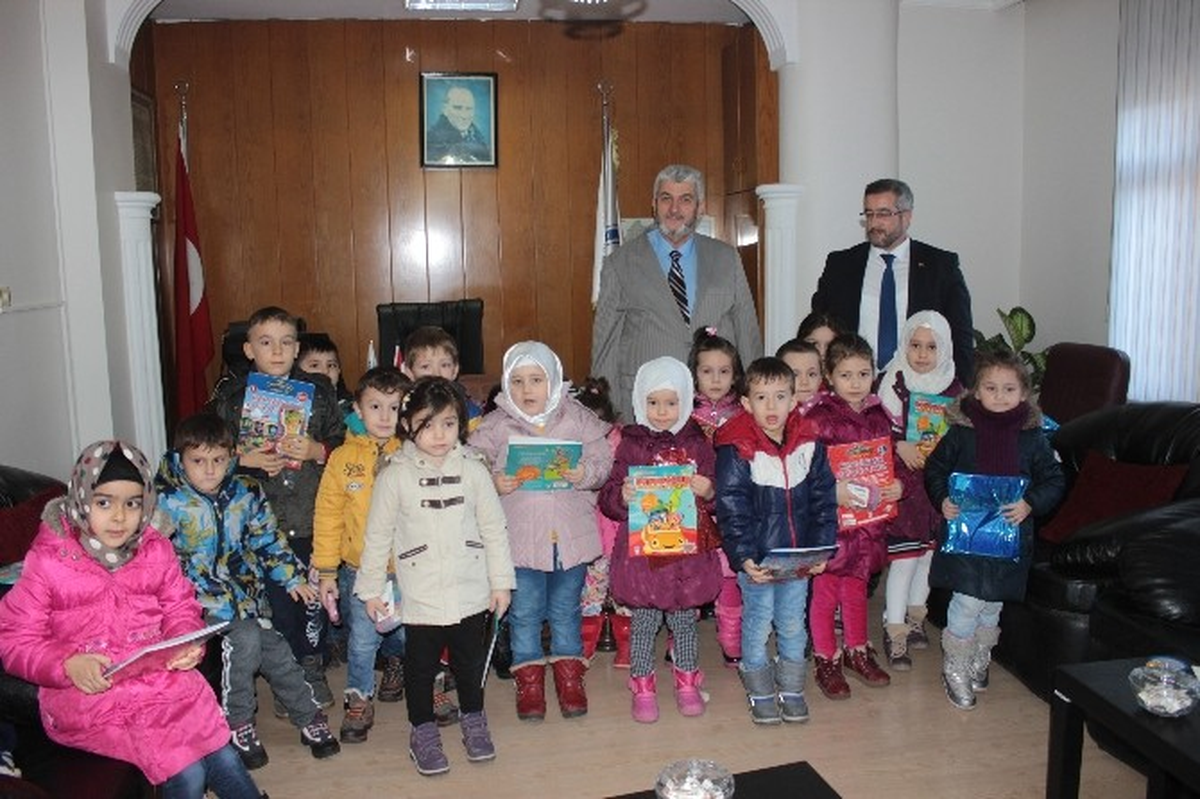 Minik Öğrenciler Tavşanlı\'dan Halep\'e Gönül Bağı Kurdu