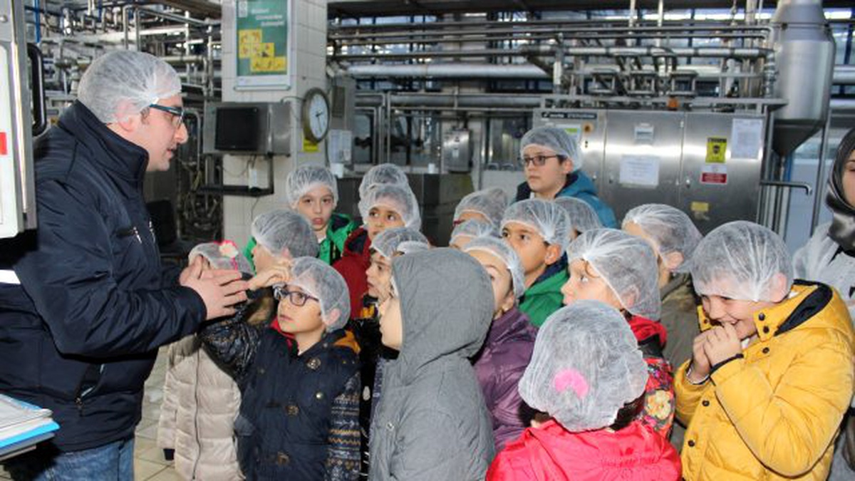 Osmangazili Öğrenciler Aroma\'yı Ziyaret Etti
