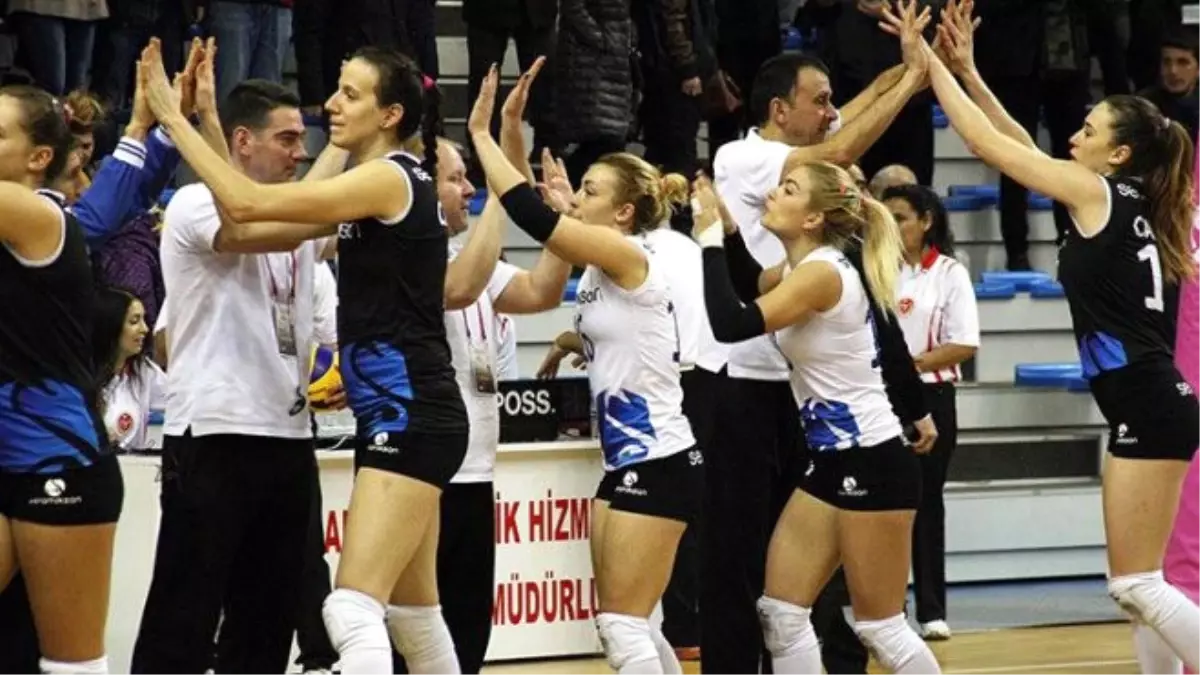 Voleybol: Bayanlar Kupa Voley