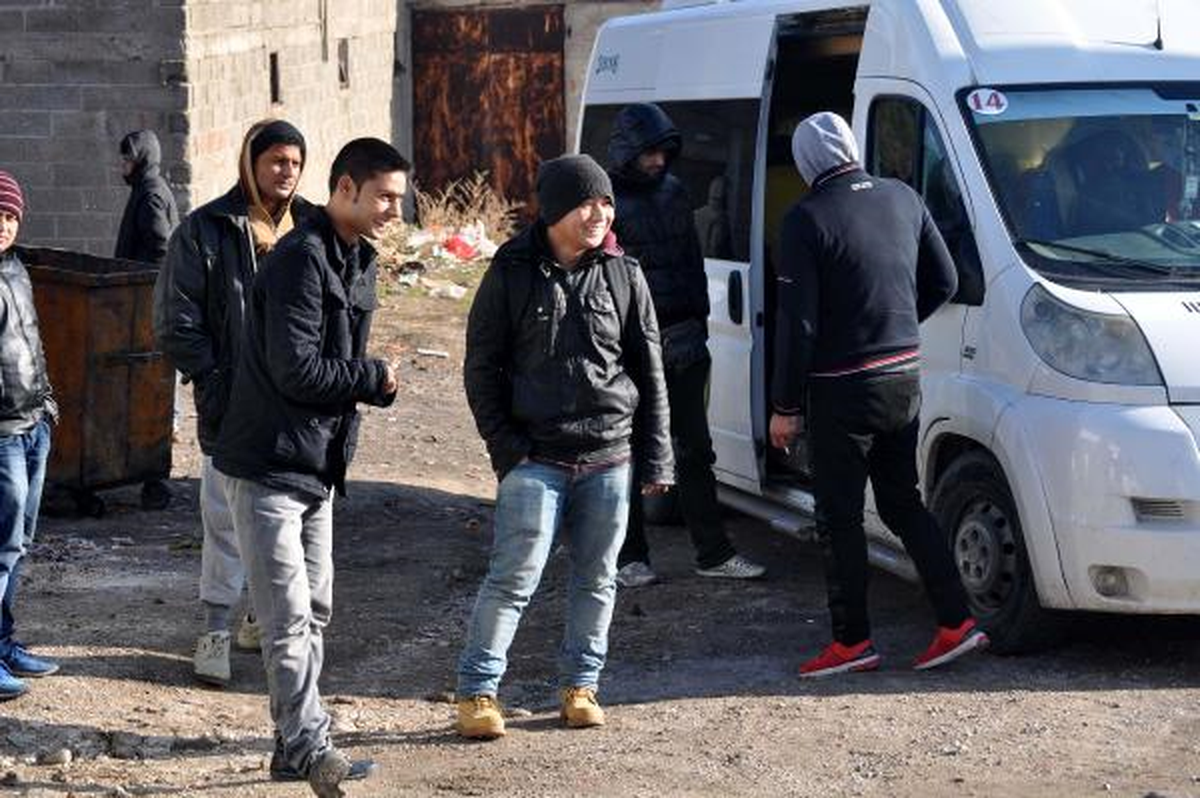 Ayvacık\'ta 44 Kaçak Yakalandı