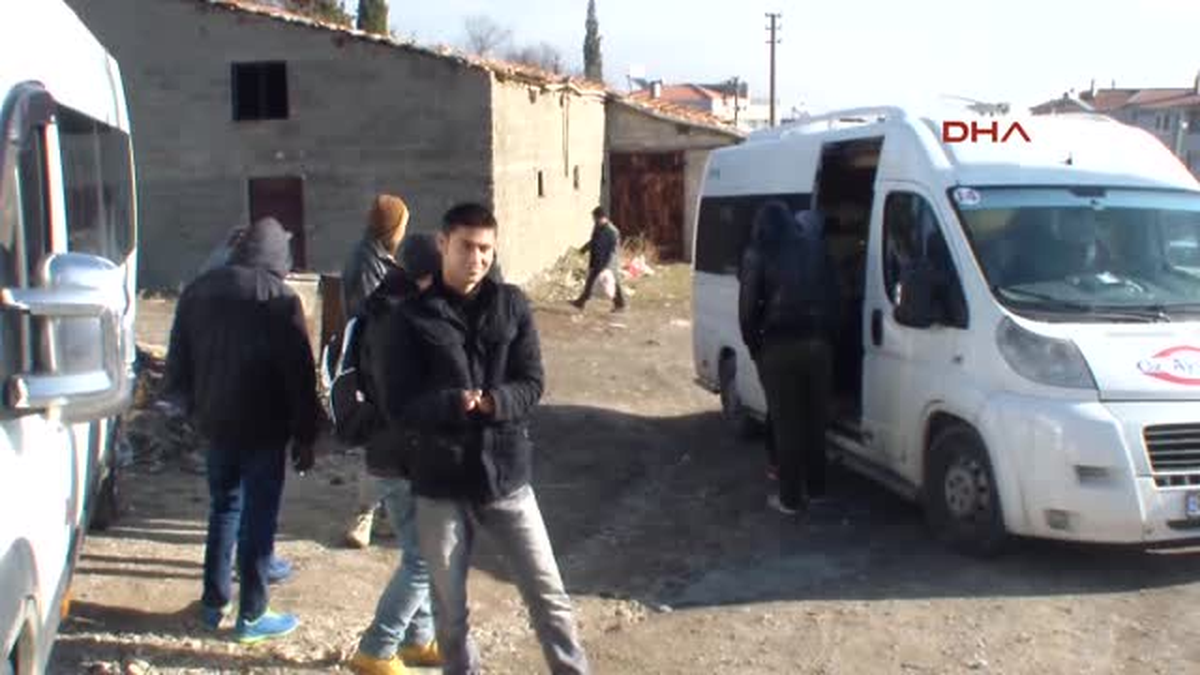 Ayvacık\'ta 44 Mülteci Yakalandı