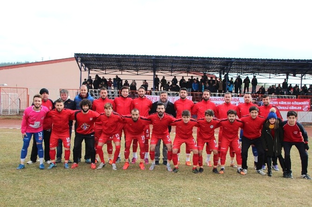 Bilecikspor İlk Yarıyı 12\'de 12 Yaparak Kapattı