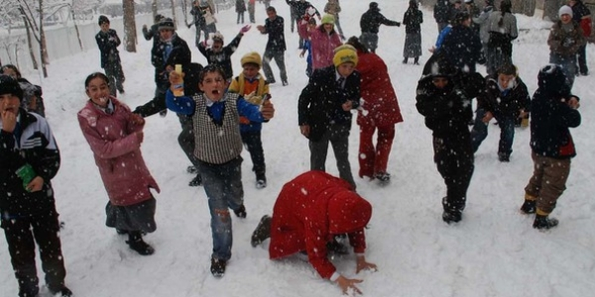 Bitlis\'te Eğitime Kar Engeli
