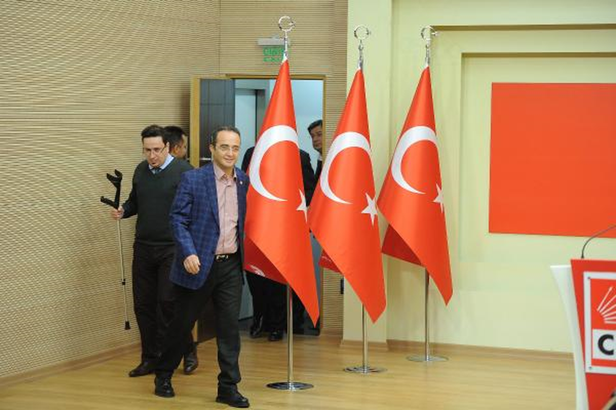 CHP\'li Milletvekillerinden \'Tartışma\' Açıklaması: Şentop\'un Yaptığı Çok Açık Bir Siyasi Eşkıyalık