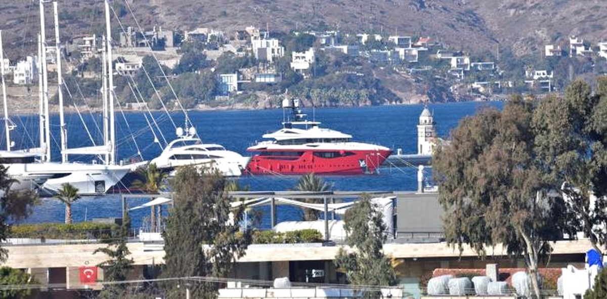 Katar Kraliyet Ailesi Üyesi Tani\'nin Yatı Bodrum\'da