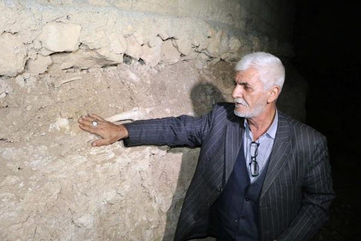 Kepçenin Çalışması Türbedeki Kemikleri Çıkardı