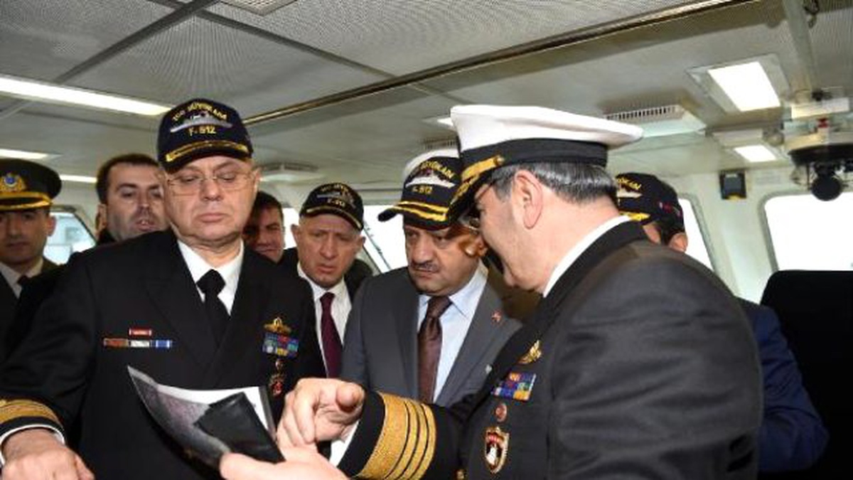 Kocaeli Bakan Işık Gölcük Tersanesi\'ni Ziyaret Etti