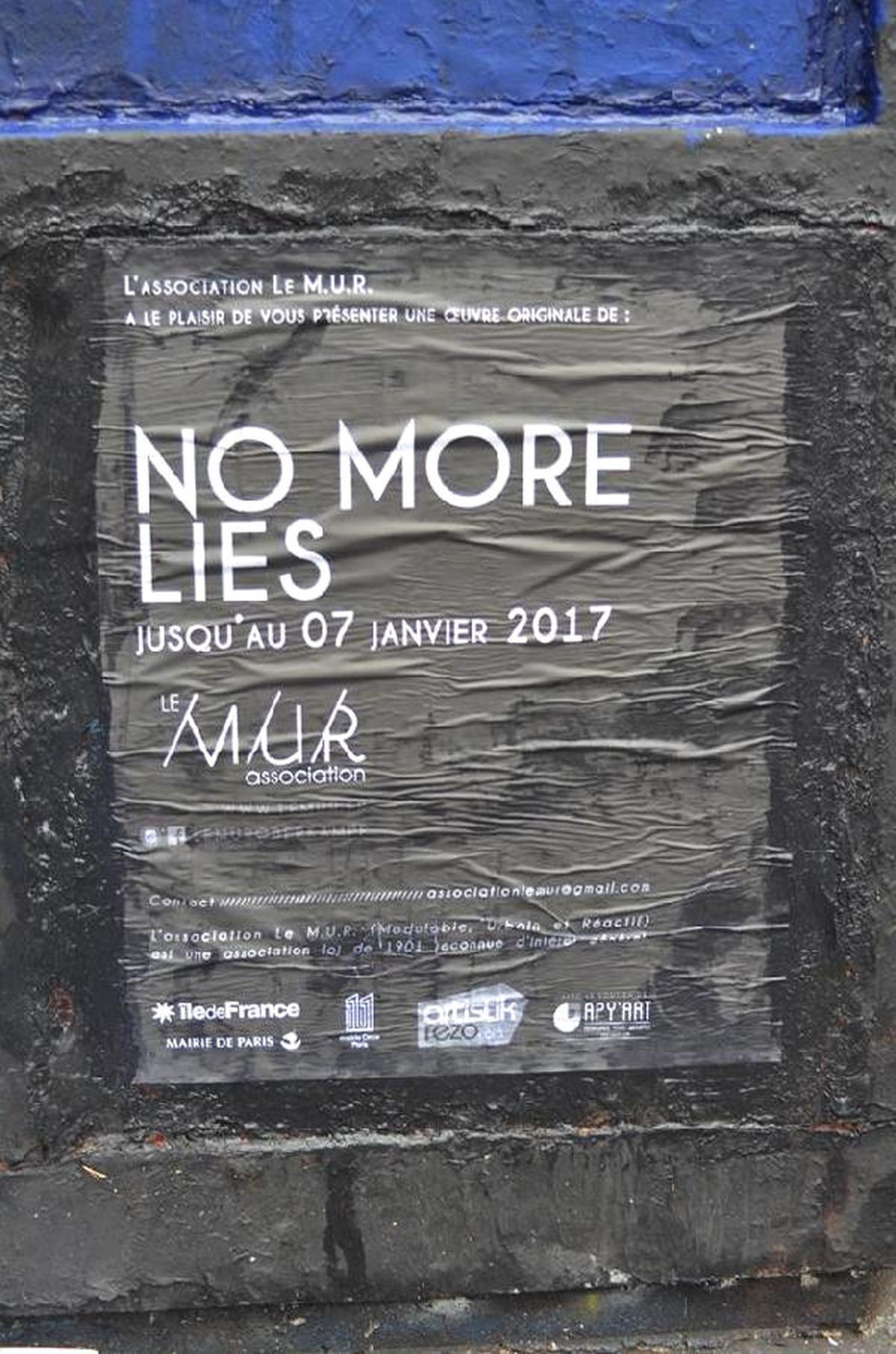 Paris\'te Türk Sanatçıdan Avrupa\'ya \'Mülteci\' Göndermesi...