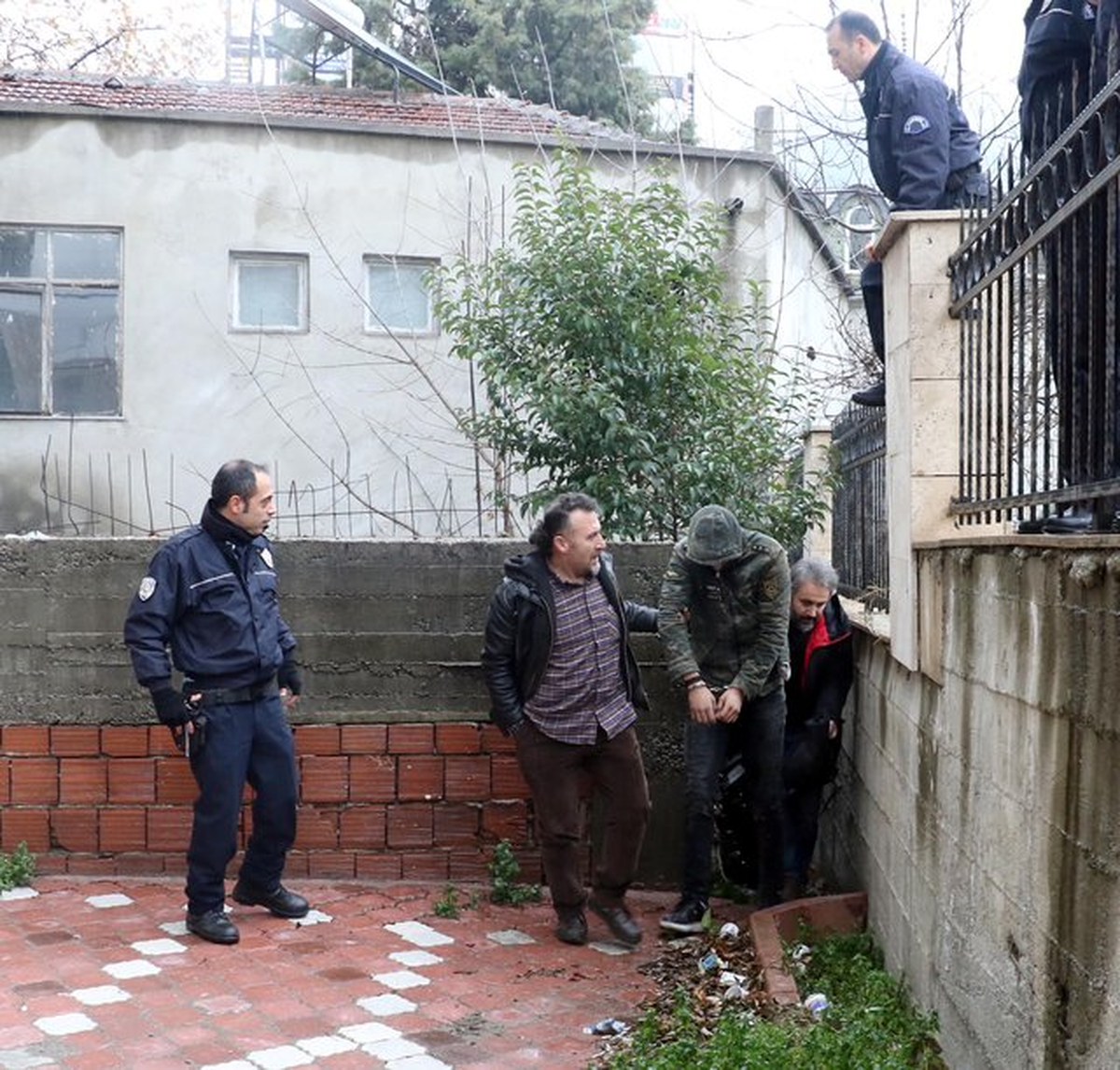 Samsun\'da Hırsızlık Zanlısı Kovalamaca Sonucu Yakalandı