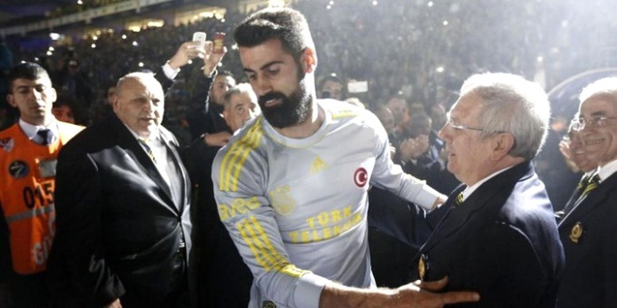 Volkan Demirel Görüşme Odasına