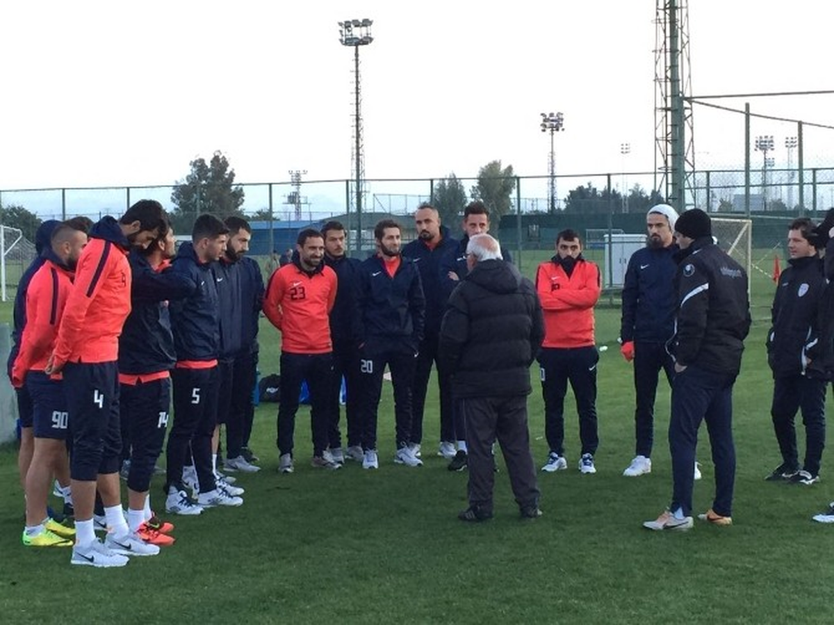 Yeşilyurt Belediyespor\'da Antalya Kampı Sürüyor