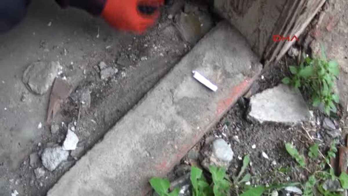 Adana\'da 11 Uyuşturucu Satıcısı Tutuklandı