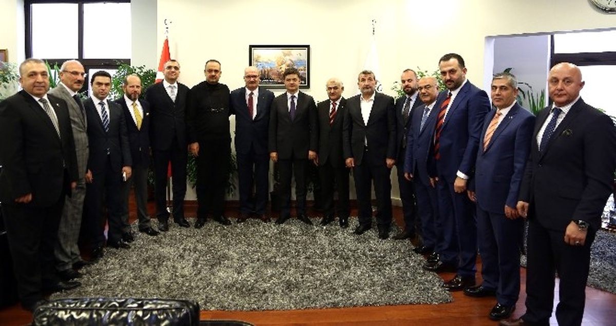AK Parti İl Yönetimi ATO\'yu Ziyaret Etti