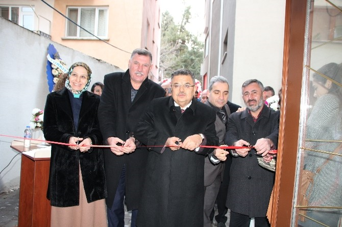 Başkan Yağcı Etüt Merkezi Açtı